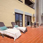 公寓式酒店 Turial Old Town Ocean View 3*