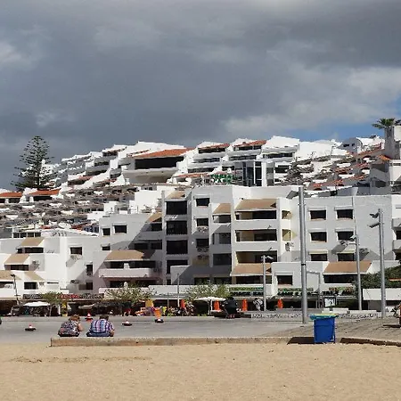 Turial Old Town Ocean View Apartahotel