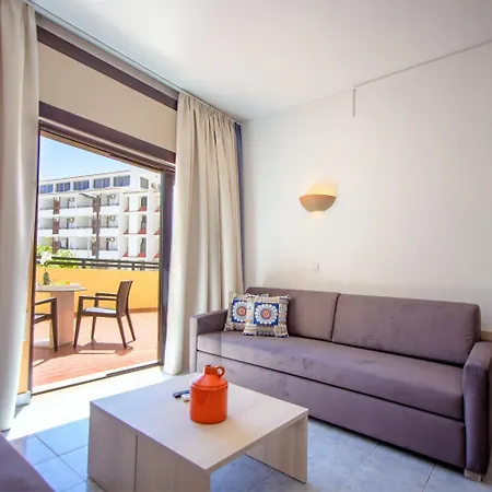 מלון דירות Turial Old Town Ocean View 3*