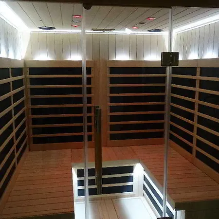 途瑞尔公园旅行者公寓式酒店 3*