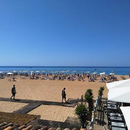 途瑞尔公园旅行者公寓式酒店