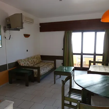 Apartahotel Turial Park Turísticos 3*