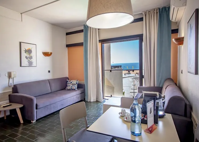 Turial Old Town Ocean View Apartmanhotel