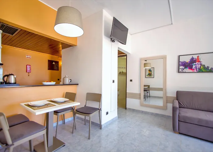 Turial Old Town Ocean View Apartmanhotel